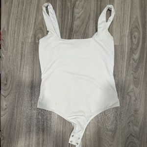 *BRAND NEW* white tank bodysuit